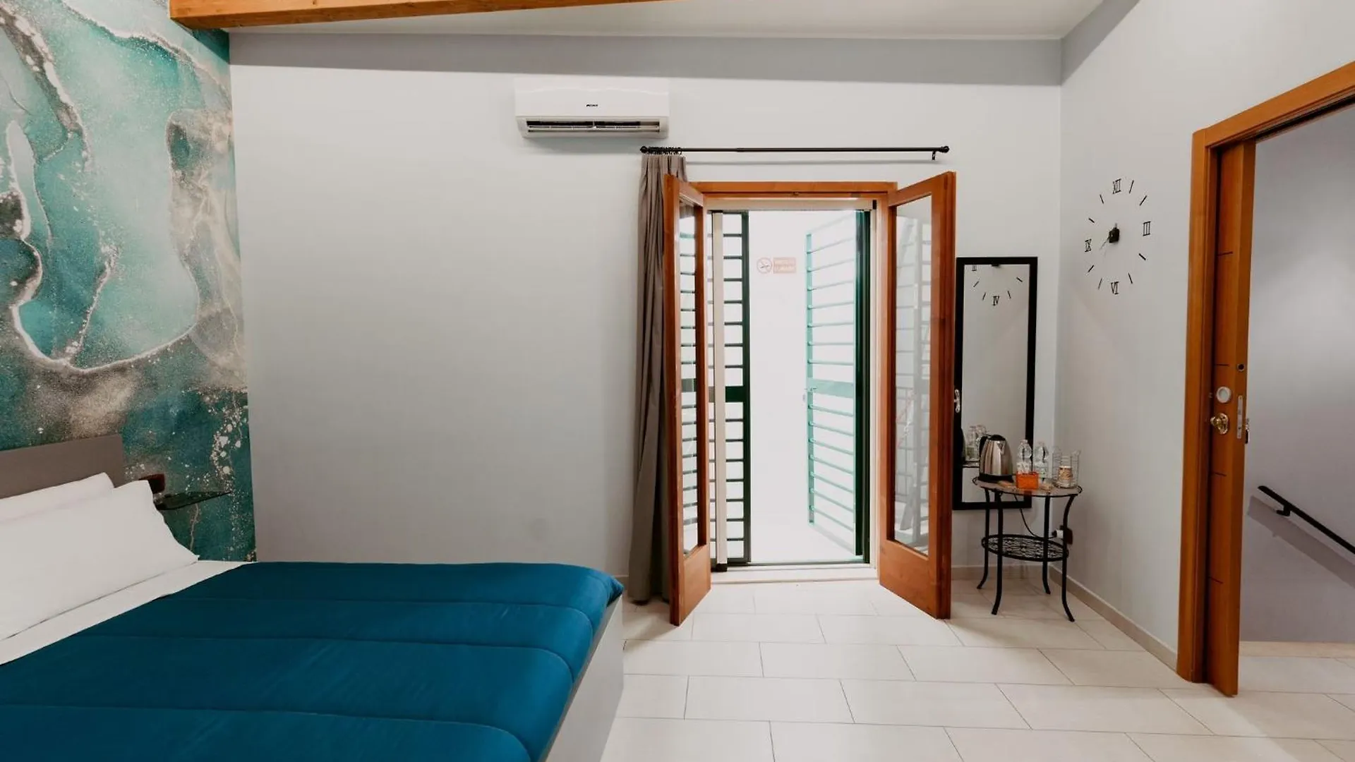 Dimora L'Etual Bed & Breakfast Bari Italy