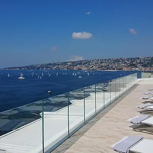 Grand Vesuvio Hotel Nápoles